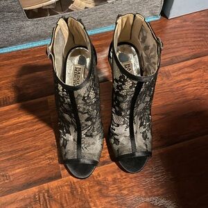 Badgley Mischka Black Lace Heels